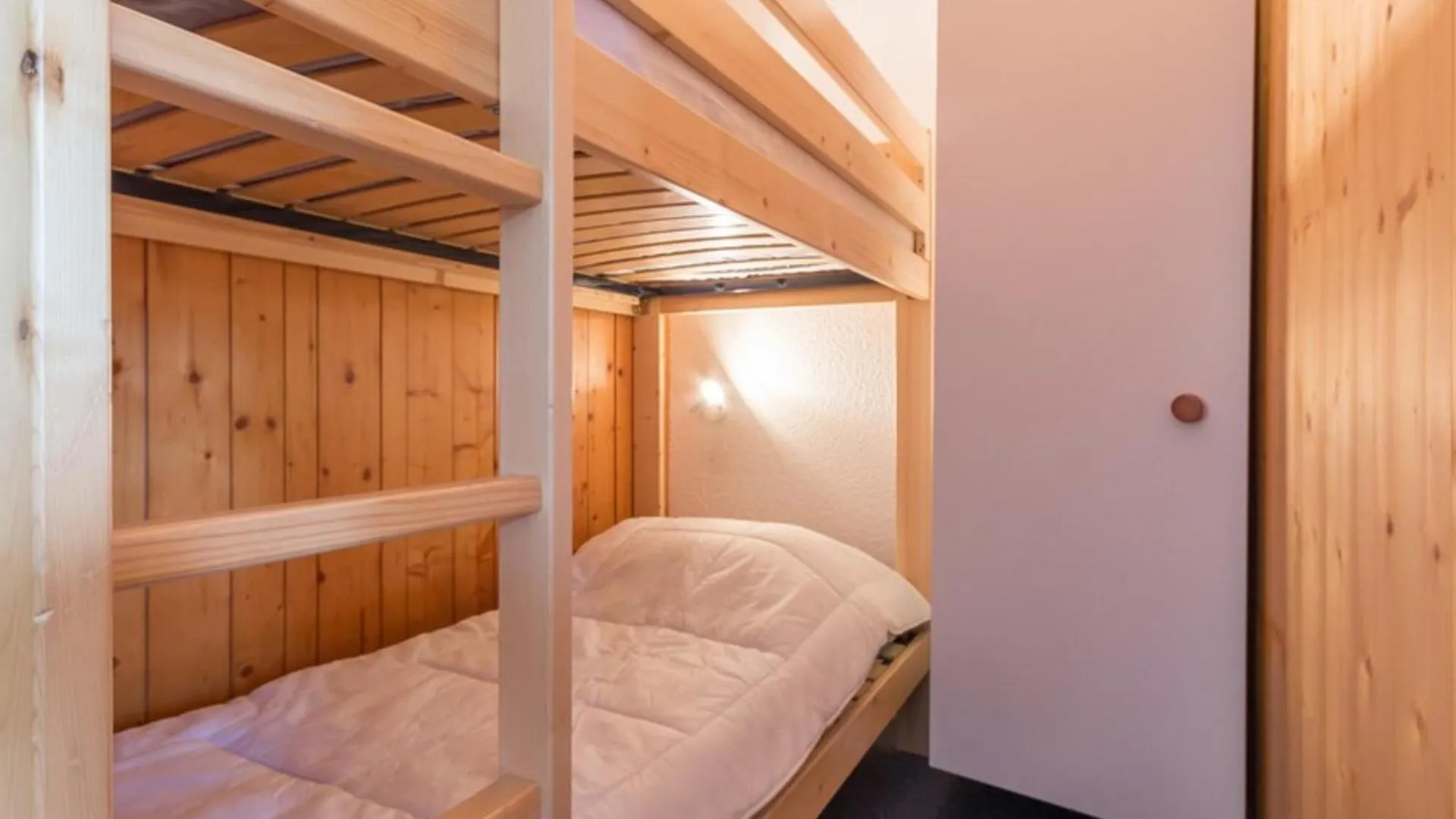Appartement Centre Station Avec Balcon Et Wifi Gratuit - Fr-1-346-407 Les Arcs